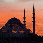 Berat Kandili’nin Faziletleri Nelerdir? Berat Kandili Akşamı Neler Yapılmalı?