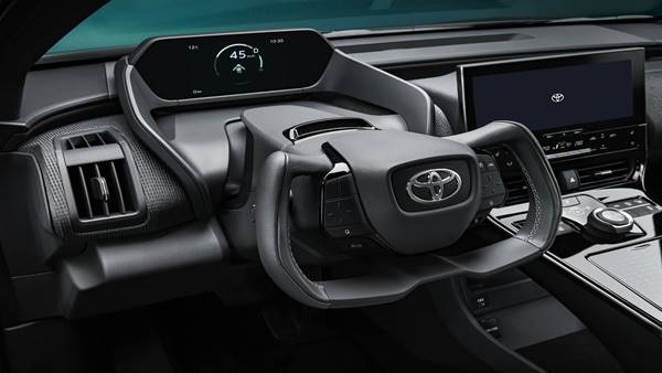 Toyota Yeni Elektrikli Modeli Olan bZ4X’i Tanıttı