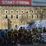 dunyanin-en-buyuk-bisiklet-yarisi-serisi-antalyada-basladi.jpg