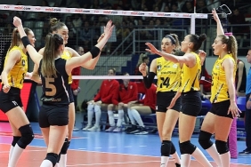 vakifbank-thy-deplasmaninda-kazandi.jpg