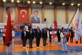 2022-2023-yili-okul-sporlari-taekwondo-kyorugi-gencler-kiz-erkek-grup-musabakalari-nevsehirde-basladi.jpg