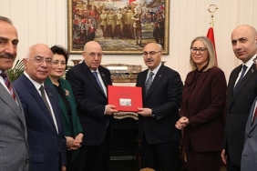 turkiye-azerbaycan-arasinda-5-milyar-dolarlik-dis-ticaret-hedefliyoruz.jpg