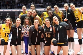 vakifbank-kupa-voleyde-finalde.jpg