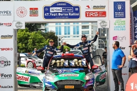 castrol-ford-team-turkiye-yesil-bursa-rallisini-zirvede-tamamladi.jpg