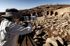 pera-muzesinden-yeni-sergi-isabel-munoz-yeni-bir-hikaye-gobeklitepe-ve-cevresinden-fotograflar.jpg