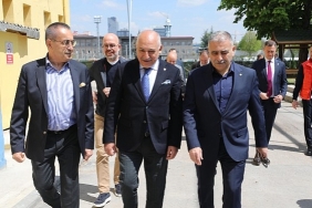 tff-baskani-mehmet-buyukeksi-ankara-kuluplerini-ziyaret-etti.jpg