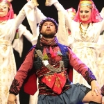 nilufer-halk-danslari-toplulugu-nirengi-ile-buyuledi.jpg