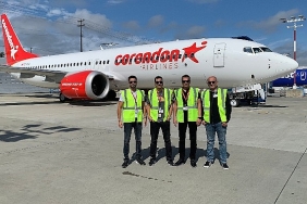 corendon-airlines-filosunu-yeni-boeing-737-8-ucagi-ile-yenilemeye-devam-ediyor.jpg