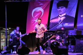 aydin-buyuksehir-belediyesinden-cectepede-muhtesem-konser.jpg