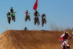 dunya-motokros-sampiyonasi-afyonkarahisarda.jpg