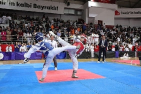 bayraklida-kis-spor-okullari-kayitlari-basladi.jpg