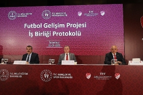 futbol-gelis%cc%a7im-projesi-i%cc%87s%cc%a7-birlig%cc%86i-protokolu%cc%88-i%cc%87mzalandi.jpg