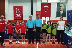 buyuksehir-masa-tenisi-kulubu-bolge-sampiyonu-oldu.jpg