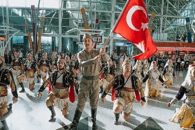 tav-havalimanlarinda-cumhuriyetin-100-yili-kutlamalari.jpg