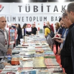 antalya-kitap-fuarinda-ilk-gun-heyecani.jpg