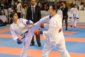 sporun-baskenti-kocaelide-karate-coskusu.jpg