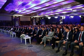 uludag-ekonomi-zirvesi-bu-yil-sorumlu-ve-duyarli-liderlik-temasiyla-25-28-nisan-tarihleri-arasinda-sapancada-duzenlenecek.jpg