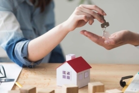 Orantısız artan konut fiyatları geri çekiliyor