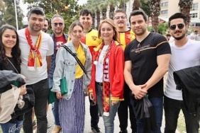 baskan-mutlu-goztepenin-super-lig-coskusuna-ortak-oldu.jpg
