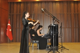 eu-konservatuarindan-keman-piyano-resitali.jpg