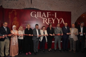 gilaf-i-reyya-osmanlidan-gunumuze-koku-siseleri-sergisi-acildi.jpg