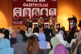konya-buyuksehir-catisi-altindaki-kudus-calisma-grubu-gazzenin-gazetecileri-konferansi-duzenledi.jpg