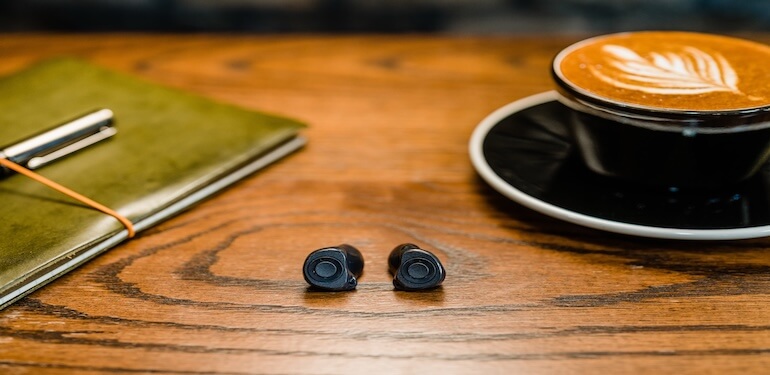 Şarjlı İşitme Cihazı Fiyatları ile Pilli Modeller Arasındaki Farklar